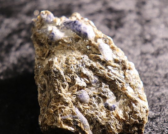 Safir i glimmer, Pakistan, 142 gr 7 cm