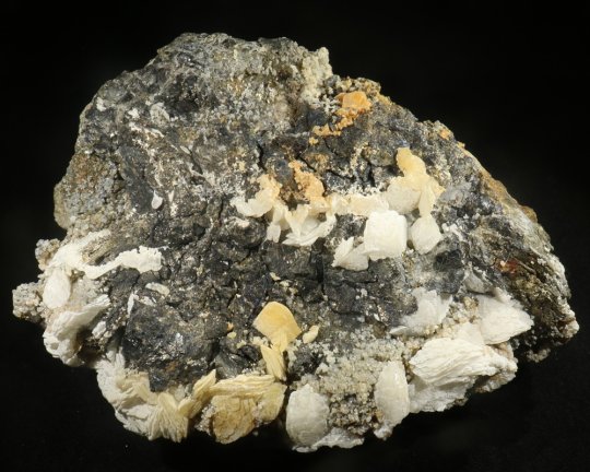 Lammelformet Calcite på mørk metalholdig bund, Rumænien 504 gr 10 cm